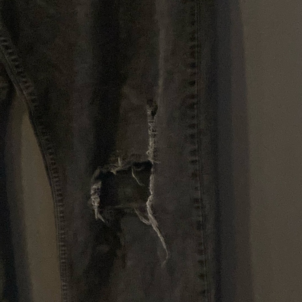 Tommy Jeans ripped knee black size 36 /32 great condition no flaws mens - Picture 3 of 9